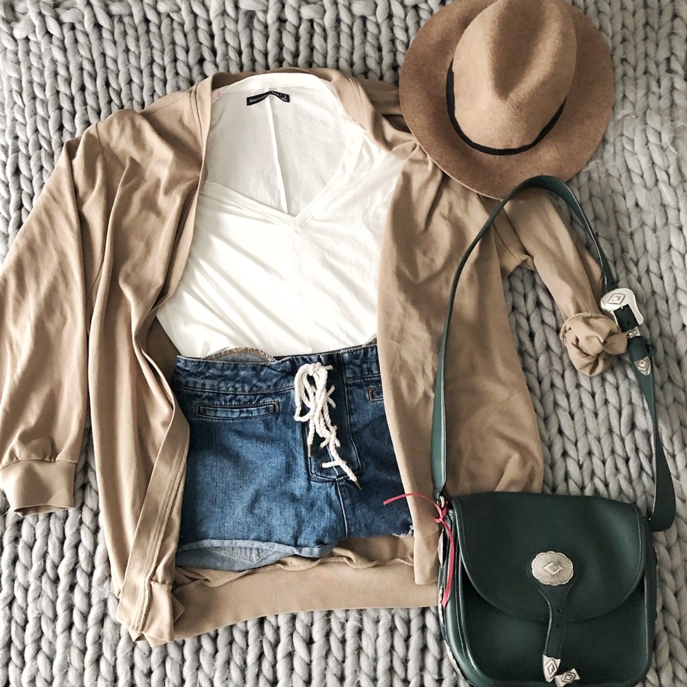 Vintage Tan cardigan with pockets